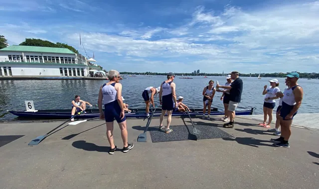 Foto Staffelrudern in Hamburg